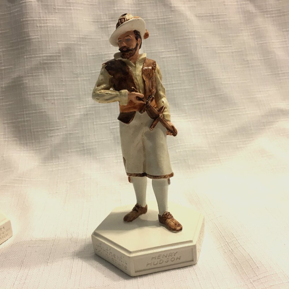 Sebastian Miniature Henry Hudson  Figurine  SML325 1500 Hudson Mass. USA